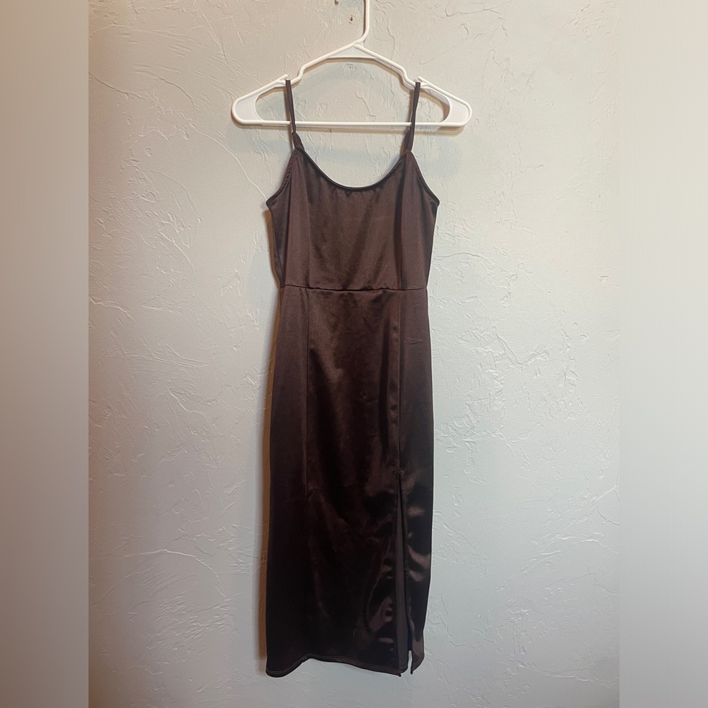 Brown Bodycon Midi Dress with a slit